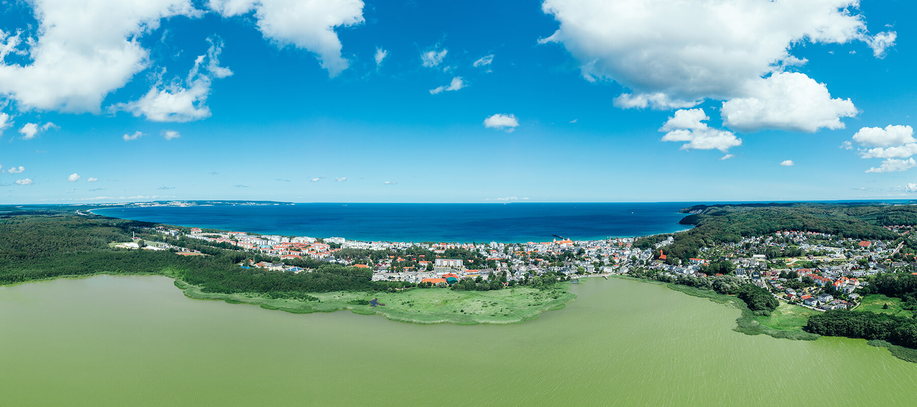 Mecklenburg-Vorpommern: Panorama der Binzer Bucht von oben