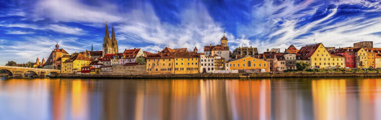 Donau durch Regensburg