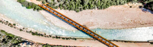 Foto von einer Brücke auf dem Alpe Adria Radweg aus der Luft