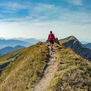 E5 Wandertour über die Alpen ab Oberstdorf buchen.